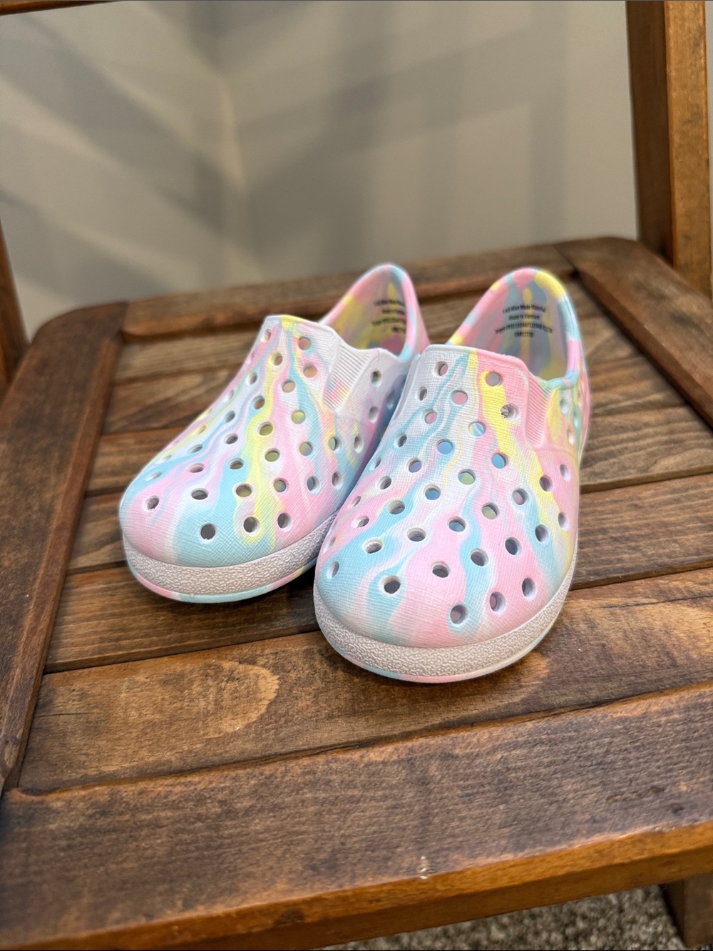 Cat & Jack Pastel Tie-Dye Slip-On Water Shoes - Pink, Blue, Yellow Size 5 New